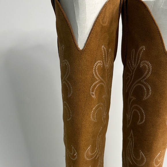 Dingo Brown Suede Embroidered Heeled Boots - Picture 5 of 9